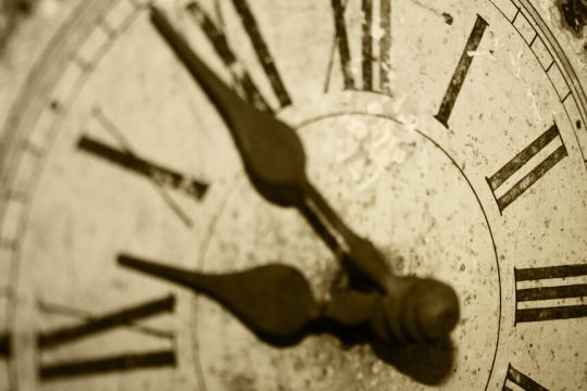 Η θερινή ώρα «προ των πυλών» - Πότε θα γίνει η αλλαγή
